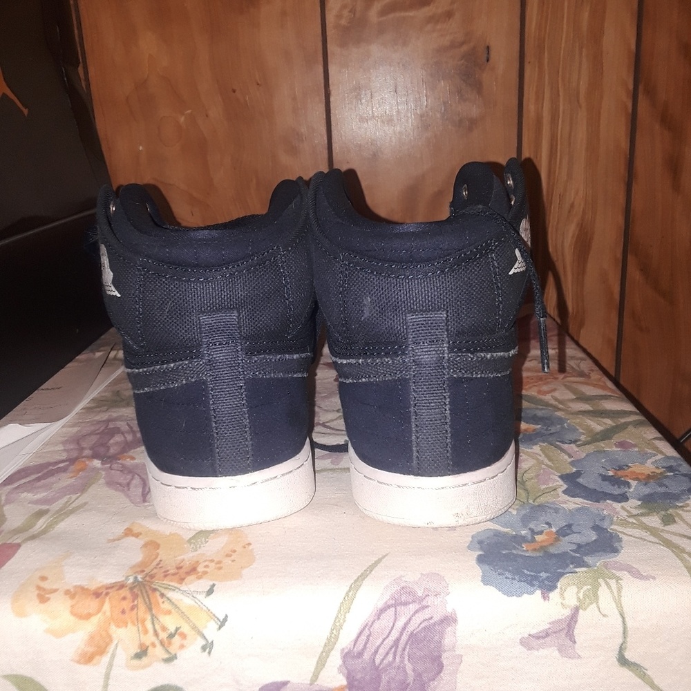 Jordan retro 1 AJKO blue